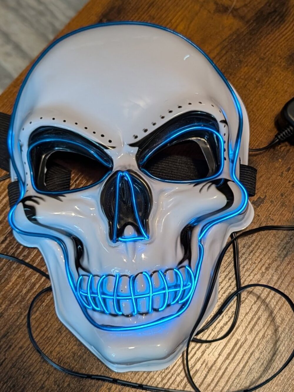 LED Halloween Skull Blue LED Light Up
